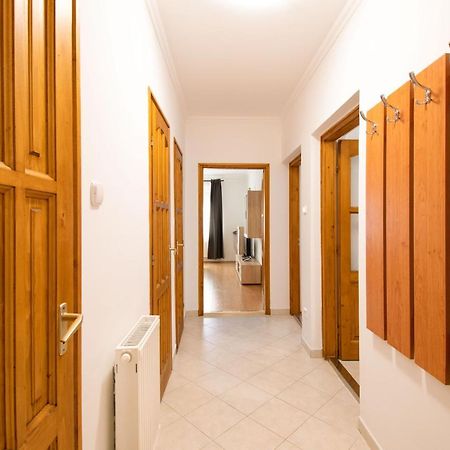 Lux Apartmanok Хайдусобосло Экстерьер фото