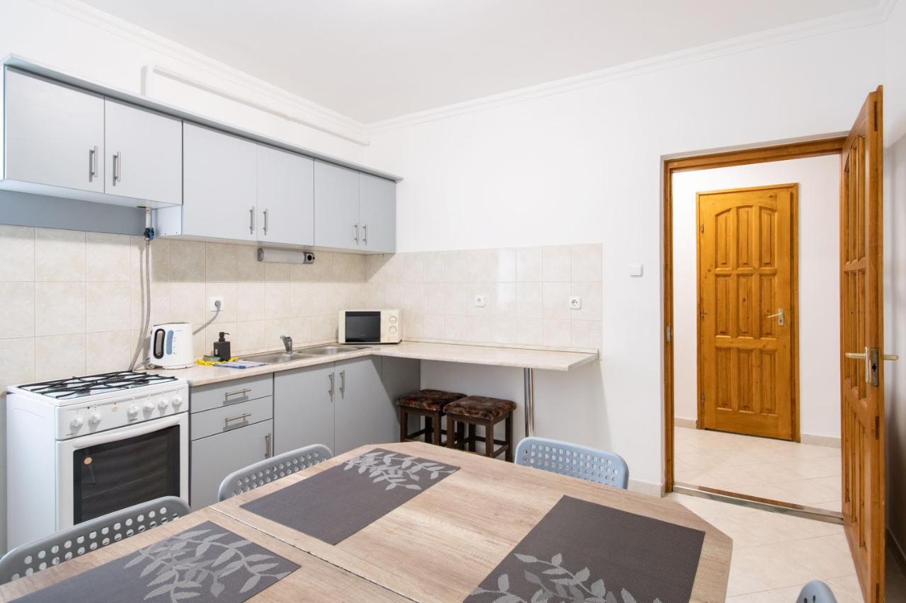 Lux Apartmanok Хайдусобосло Экстерьер фото